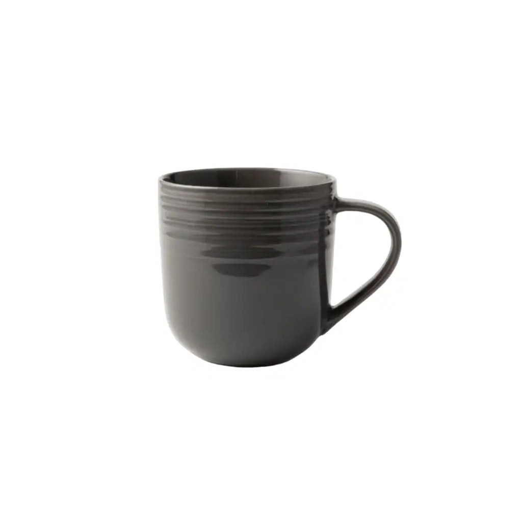 JENNA CLIFFORD – Embossed Lines Coffee Mug
