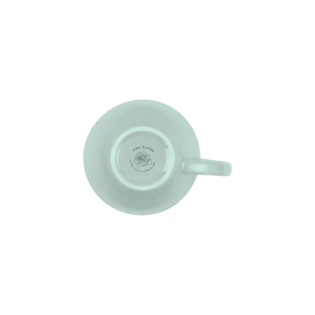 JENNA CLIFFORD – Embossed Lines Cup & Saucer