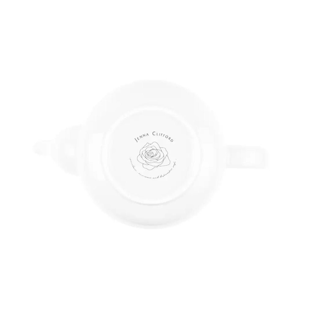 JENNA CLIFFORD – Embossed Lines Teapot