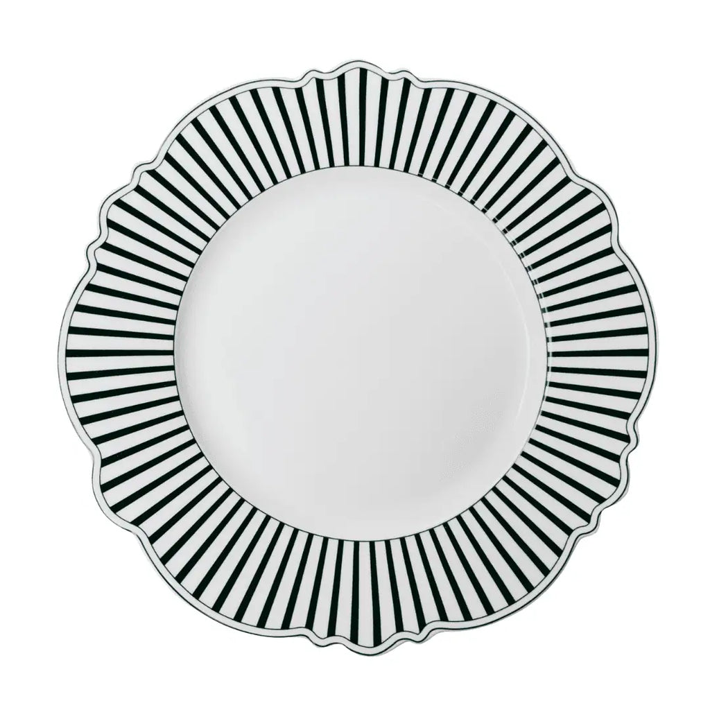 JENNA CLIFFORD – Ivory Noir Charger