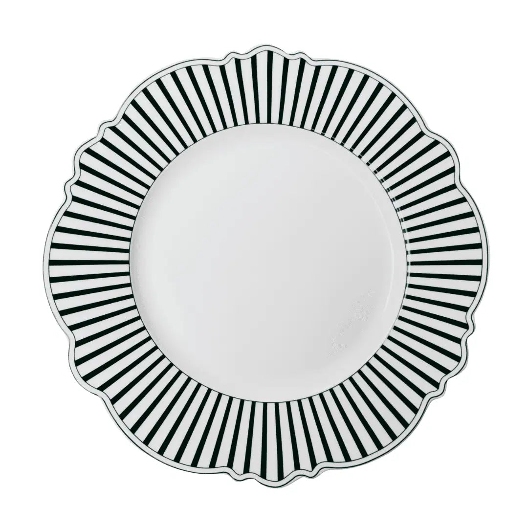 JENNA CLIFFORD – Ivory Noir Charger