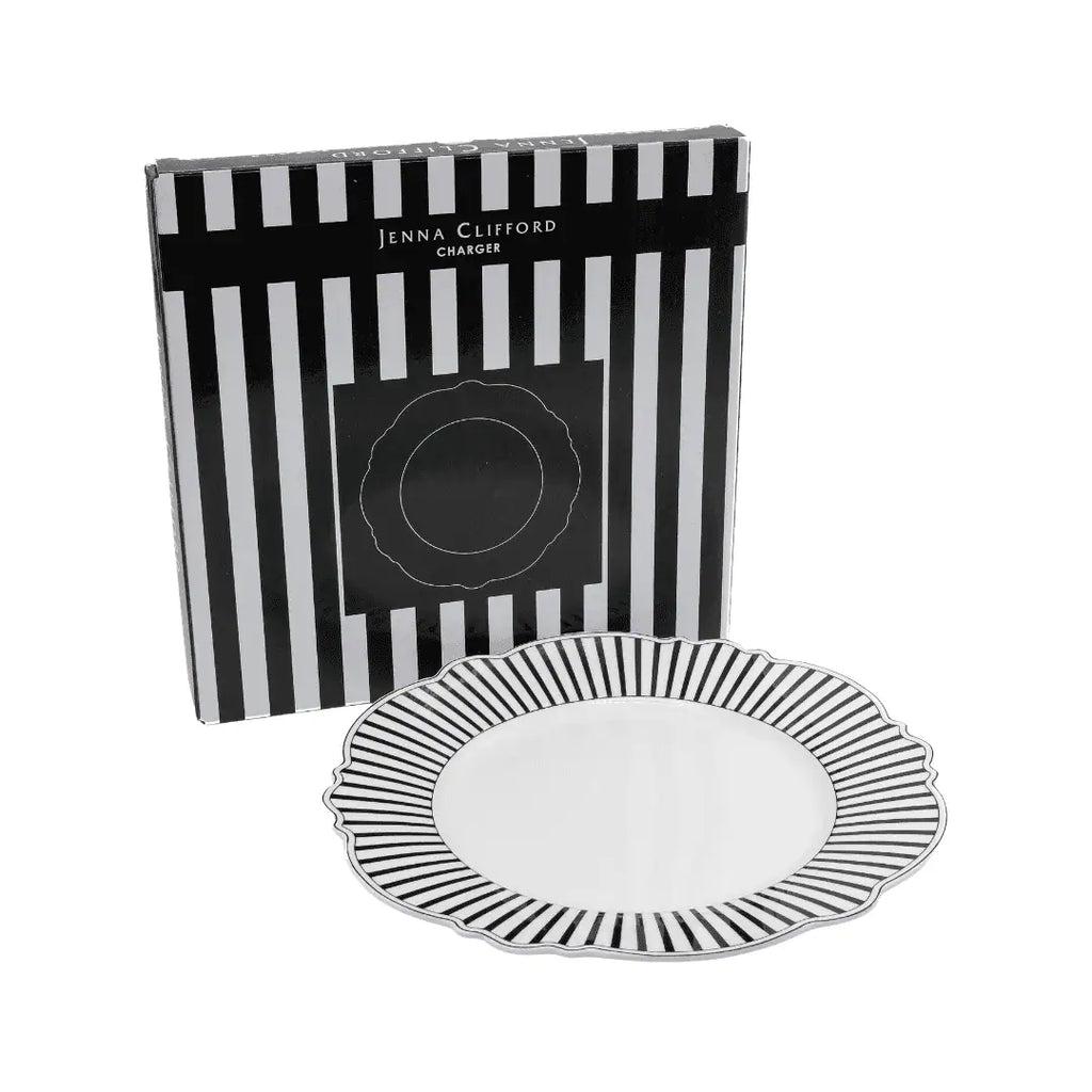 JENNA CLIFFORD – Ivory Noir Charger