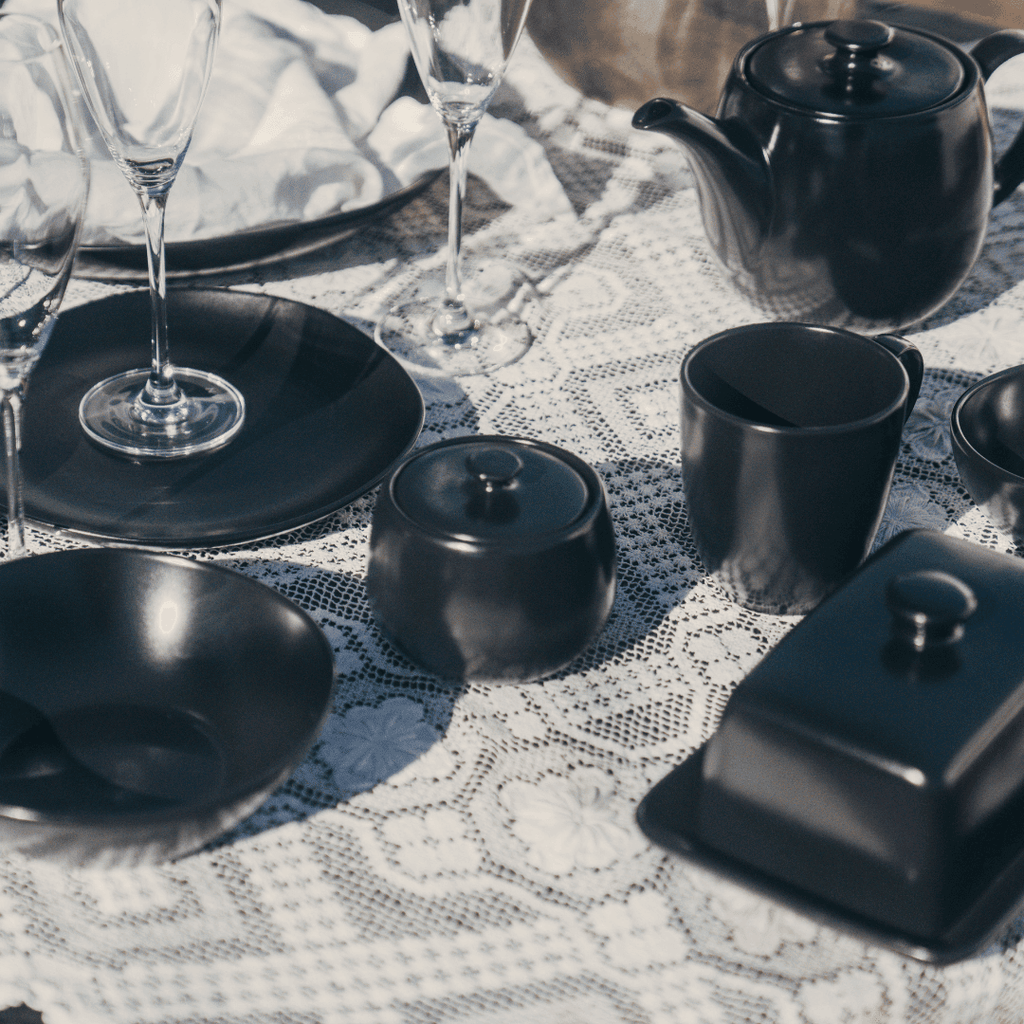 JAN – Noir et Noir Sugar Pot